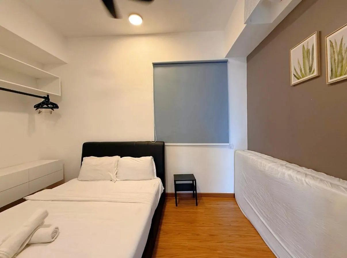 Apartman Beacon Executive Suite - City View - By Iz George Town